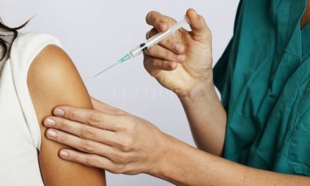 Refuerzos de vacunas por nuevos casos de sarampión