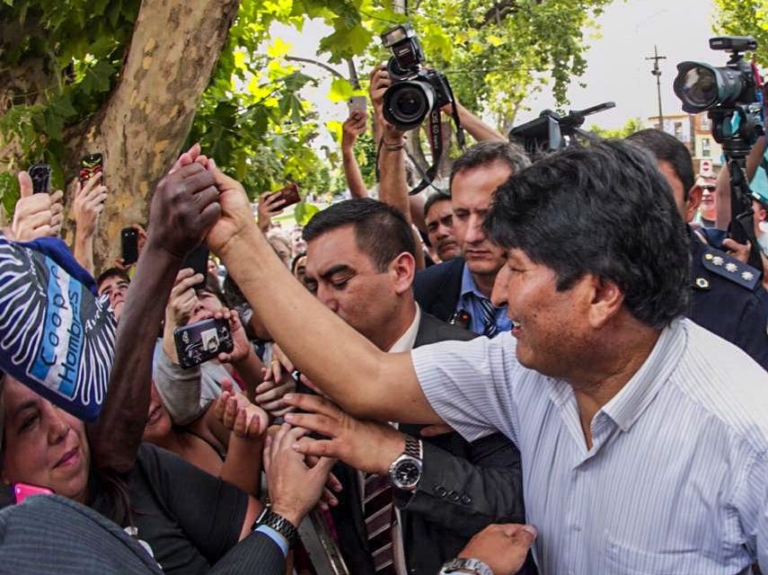 Radicales cuestionan a Evo Morales