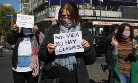 Siguen las protestas de maestros en la ciudad